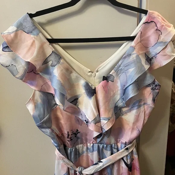 Floral Ruffle Maxi Dress - Picture 2 of 4